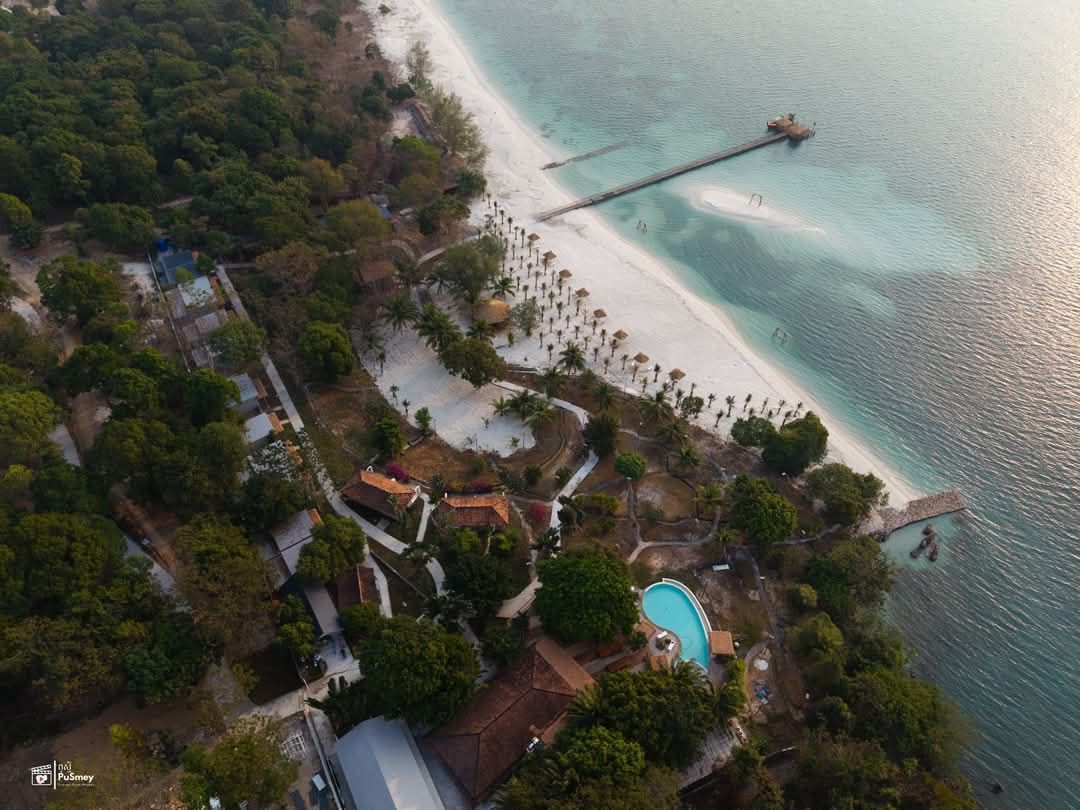 Mad Monkey beachfront property aerial view